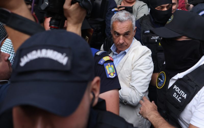 Călin Georgescu rămâne în arest preventiv: decizia definitivă a Curții de Apel București