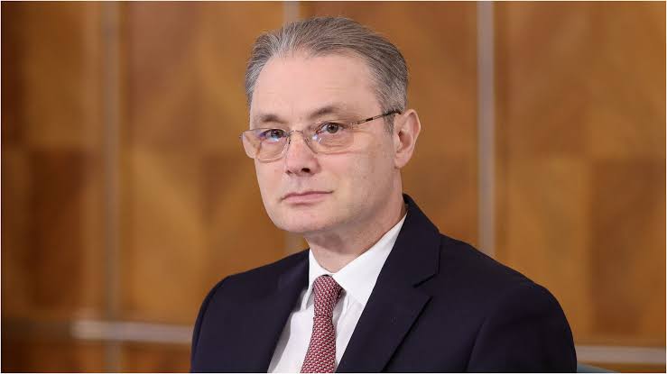 Program de guvernare 2026–2028: ce se schimbă pentru pensionari, mame și familiile cu venituri mici